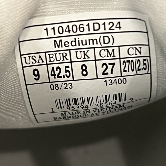 Brooks Ghost Max Size 9 Mens White Oyster Metallic Silver Running Shoes main image 9